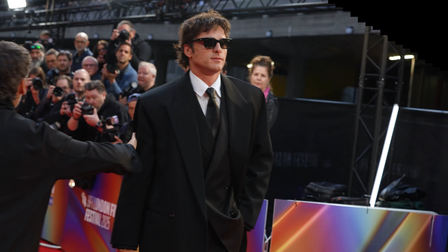 Jacob Elordi gets very friendly with Oscar Isaac at the world premiere of Guillermo Del Toro’s ‘Frankenstein’ at the 82nd Venice International Film Festival
