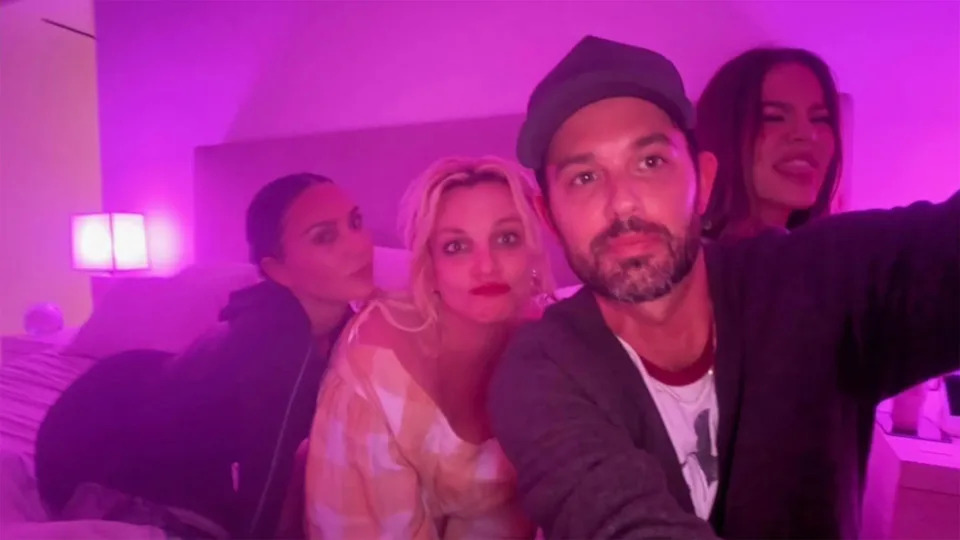 Kim, Khloe, Britney and Cade hanging out in Hidden Hills on Friday night.