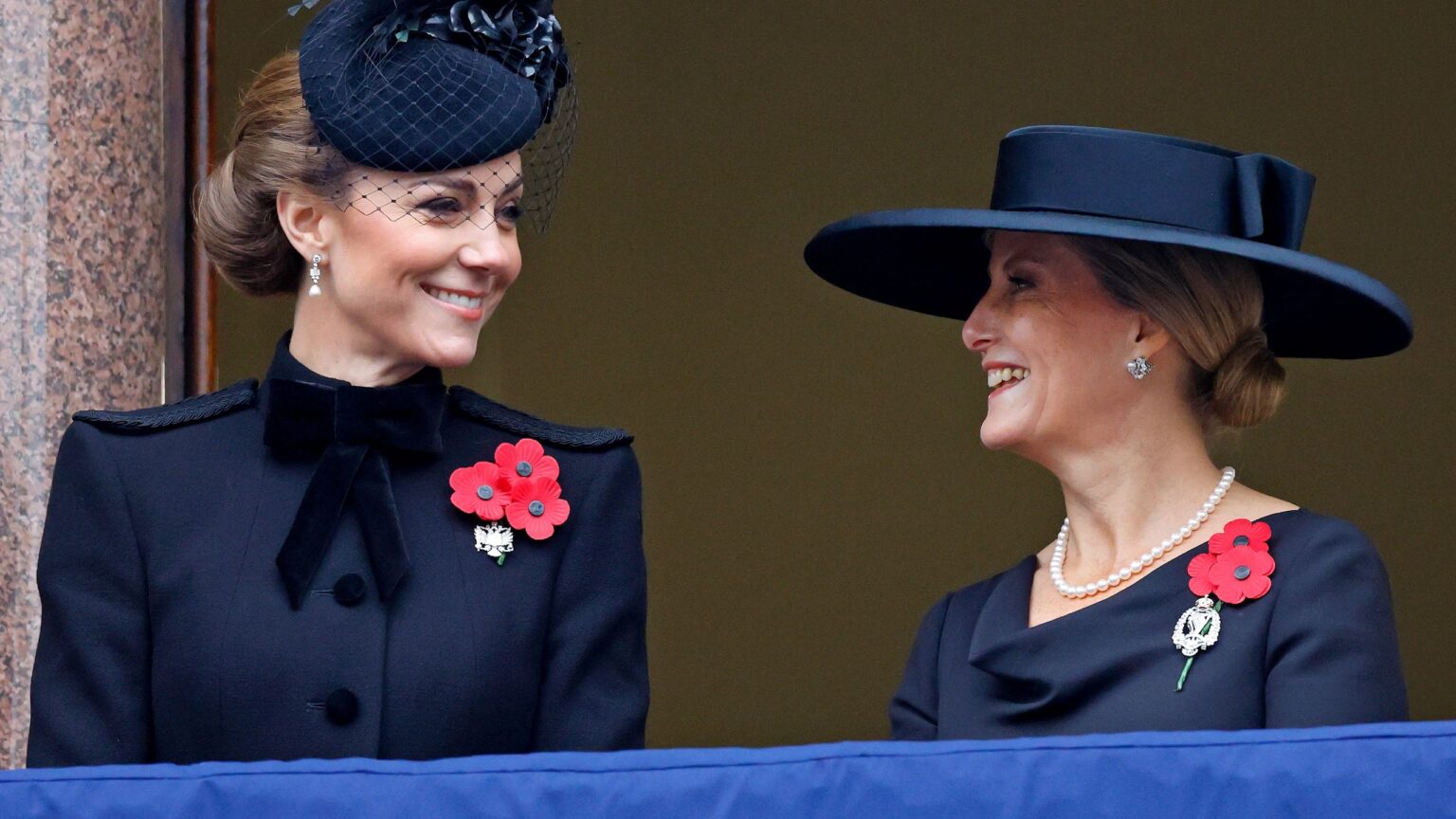 Duchess Sophie's comforting gesture to Kate on Remembrance Sunday