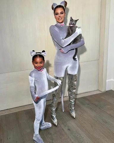 khloe kardashian/instagram True and mom Khloé Kardashian in 2022