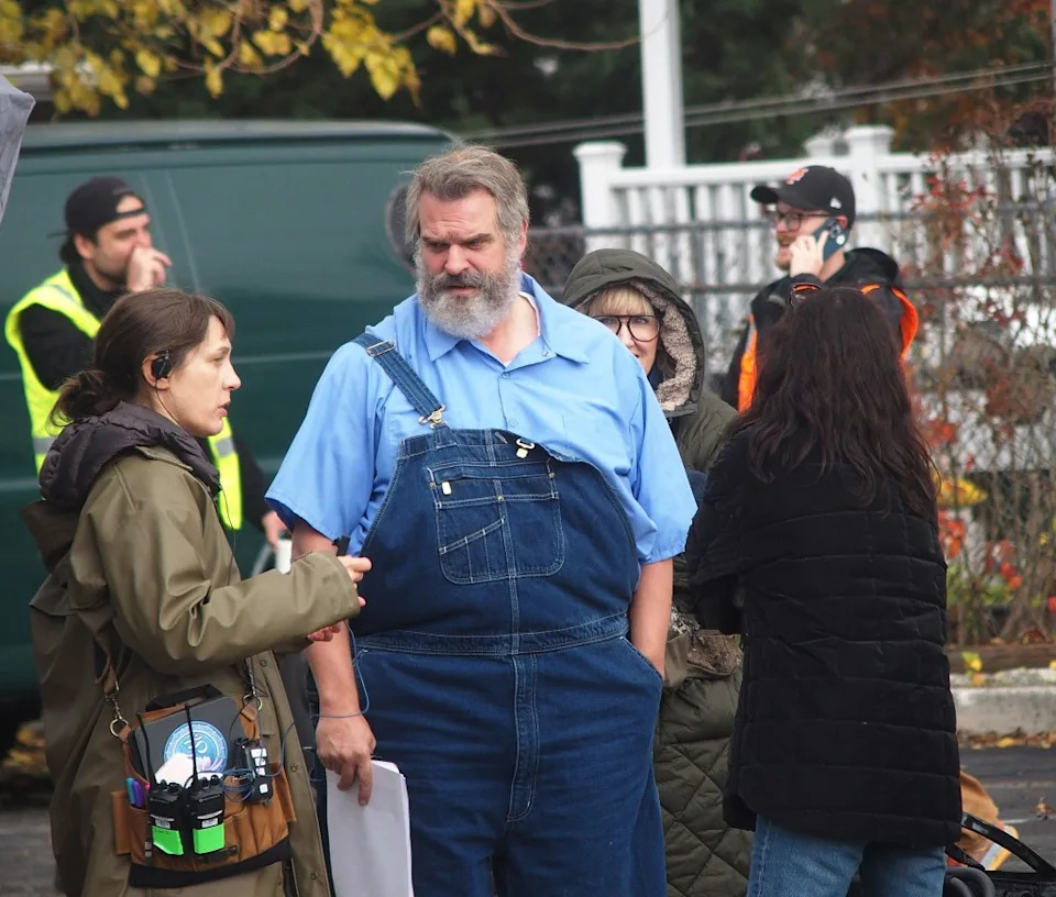 David Harbour looked unrecognizable while filming “Evil Genius” in New Jersey on Monday. GC Images