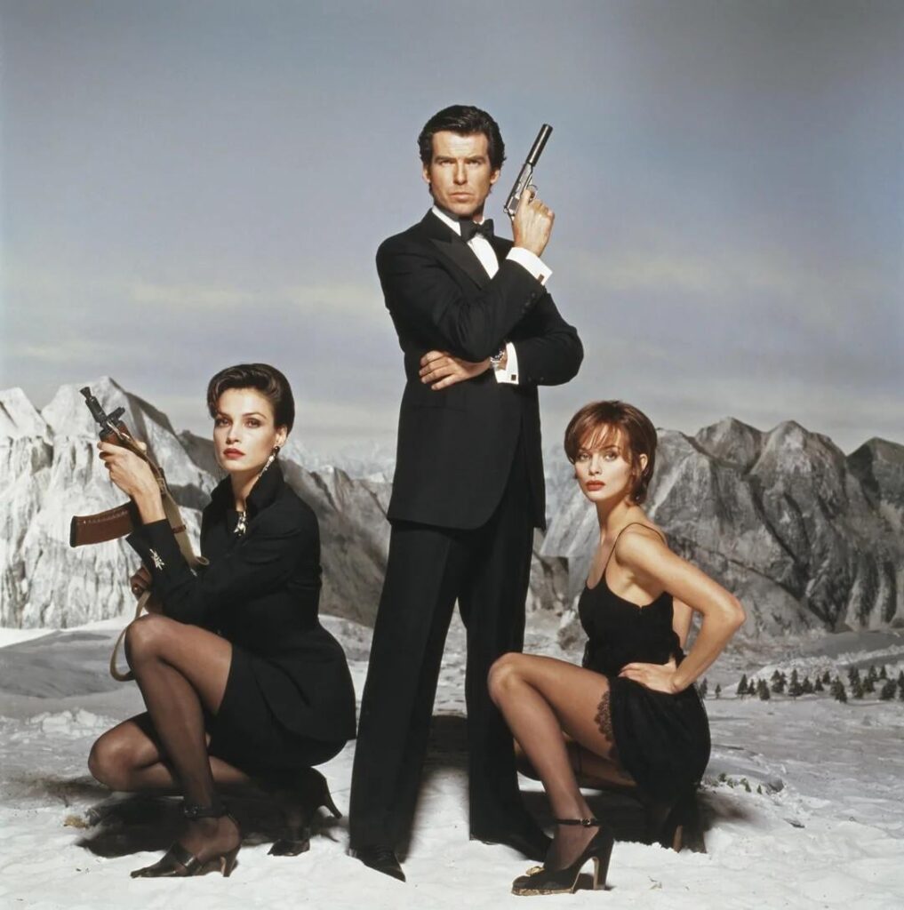 30 years ago today (Nov 17th, 1995): GOLDENEYE was released in theaters, marking the debut of Pierce Brosnan as James Bond