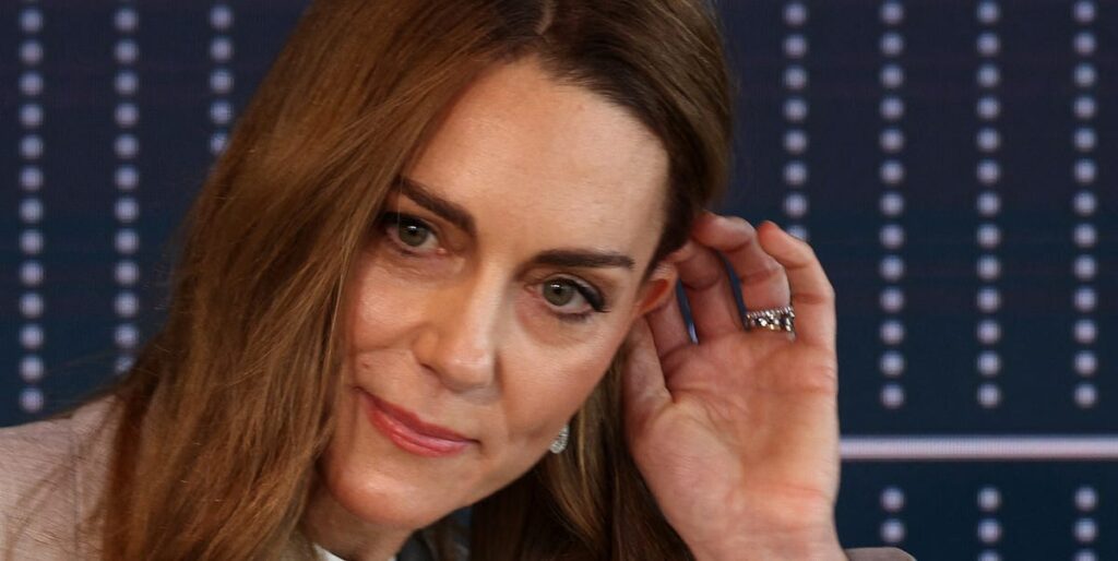 Inside Kate Middleton’s 4-Ring Wedding Stack Inside Kate Middleton’s 4-Ring Wedding Stack