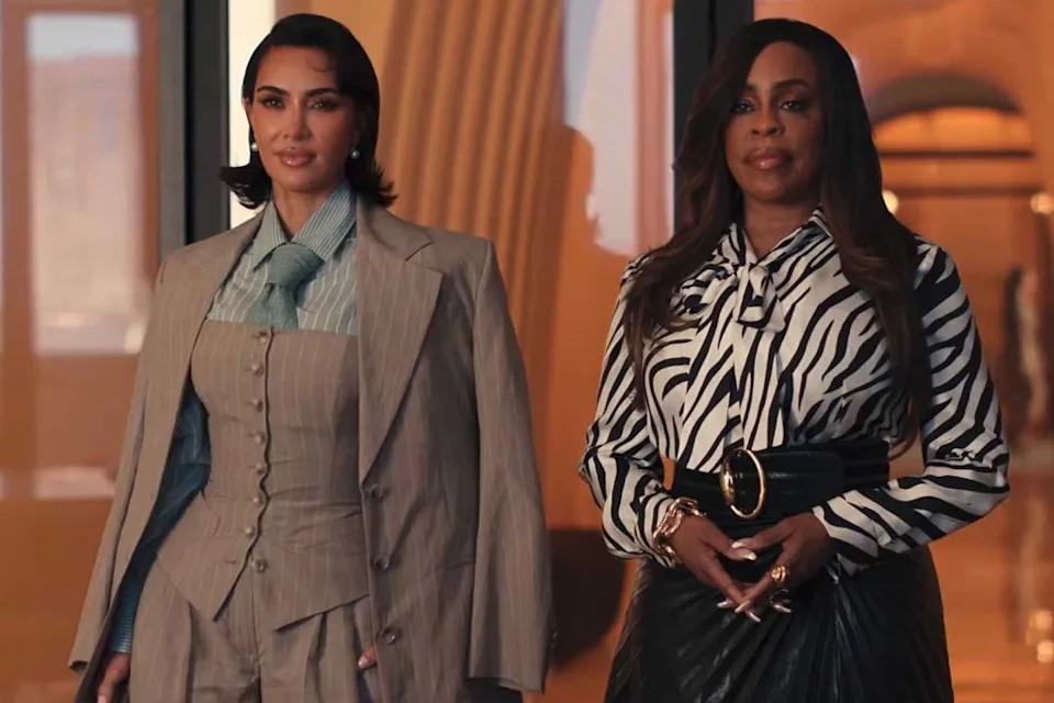 Kim Kardashian and Niecy Nash in “All’s Fair.” Hulu