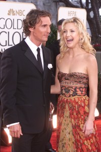 Matthew McConaughey and Kate Hudson (wearing Valentino) at Golden Globe Awards, LA, CA 1/19/2003, NBC/Courtesy of the Everett