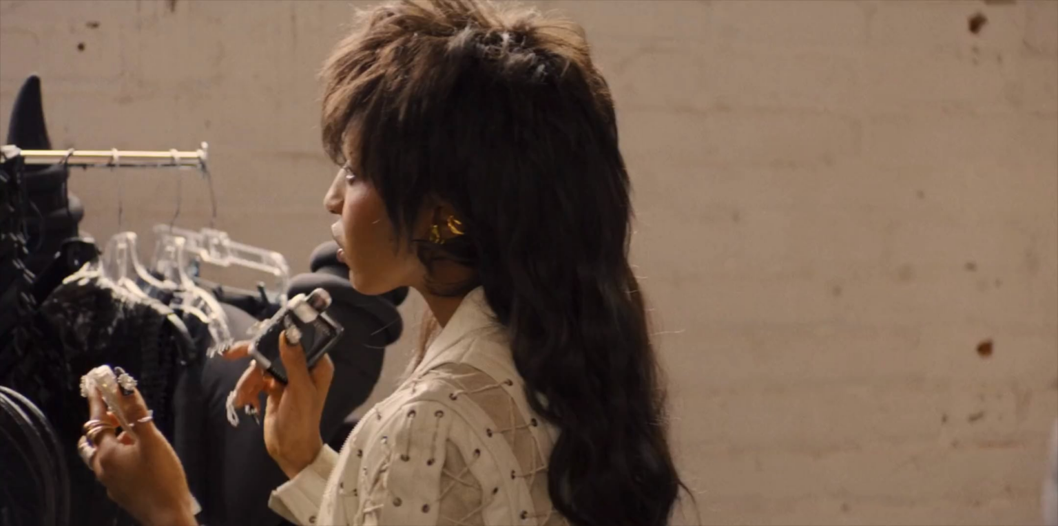 Part of Ayo Edebiri’s cameo on episode 2 of ‘I LOVE LA’. She plays British popstar Mimi Rush