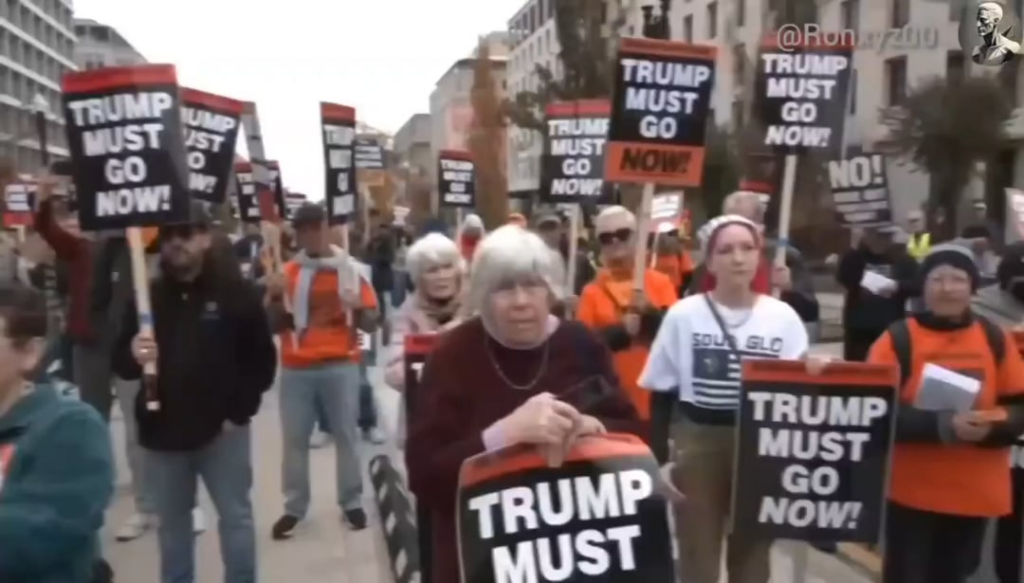 Massive crowds are now gathering outside the White House demanding Trump’s resignation in the wake of the Epstein email release, the political temperature in D.C. is exploding