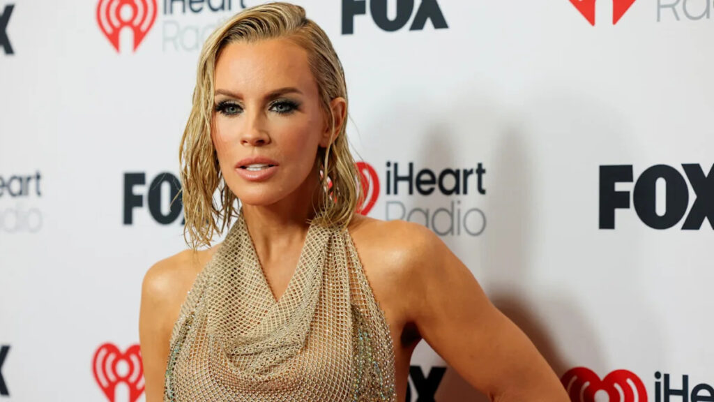 Jenny McCarthy Reveals ‘Unlucky’ Yearlong Medical Crisis That Led to Weight Loss Yahoo entertainment home