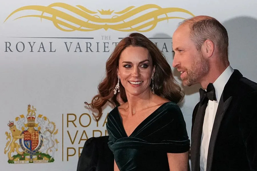 Britain’s Prince William (R), Prince of Wales and his wife Britain’s Catherine, Princess of Wales arrive to attend the Royal Variety Performance at the Royal Albert Hall in London on November 19, 2025. The Royal Variety Performance, held in aid of the Royal Variety Charity, which supports members of the entertainment industry, takes place every year, either in London or in a theatre around the United Kingdom. (Photo by CARLOS JASSO / AFP) (Photo by CARLOS JASSO/AFP via Getty Images)