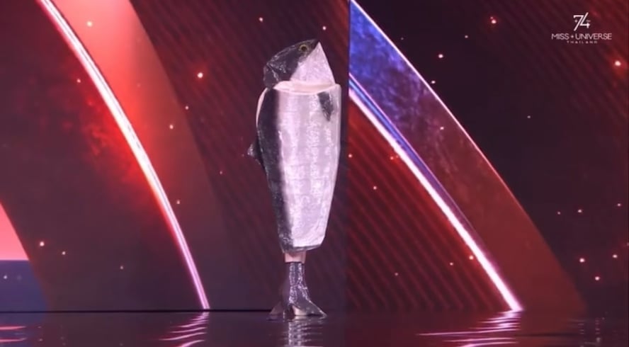 Miss Universe 2025 National Costume Competition: Miss Norway, Leonora Lysglimt-Rødland, Dons a Salmon-Inspired Costume 🐟