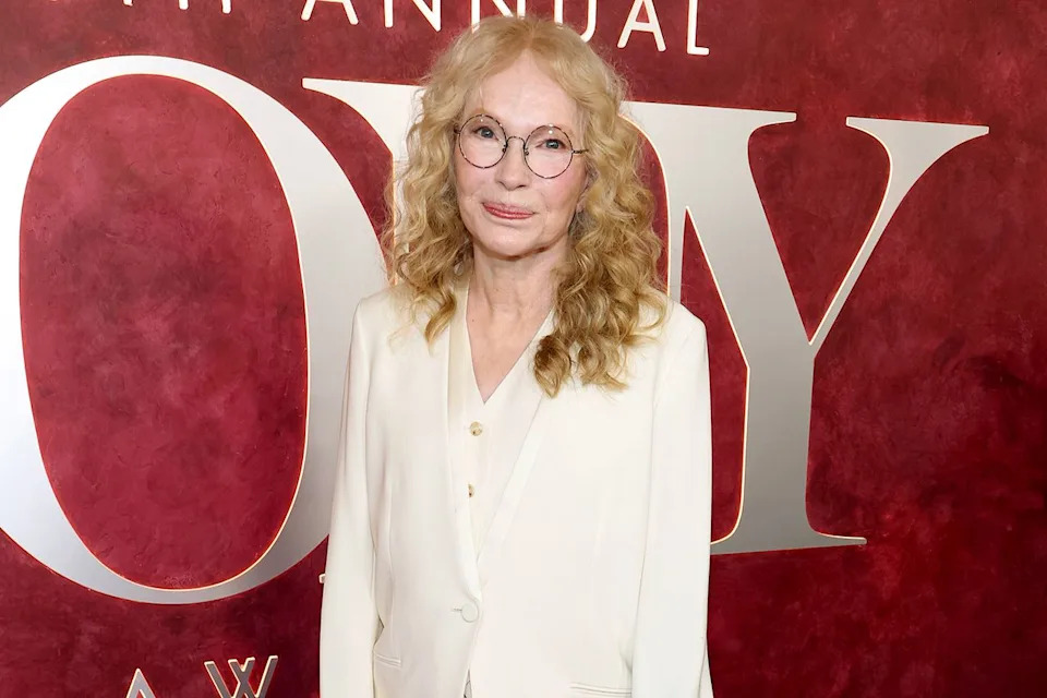 Kevin Mazur/Getty Mia Farrow