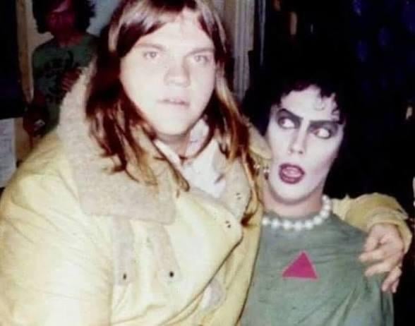 Meat Loaf and Tim Curry on the set of Rocky Horror Picture Show, 1975 🌭🧟🤖🎭