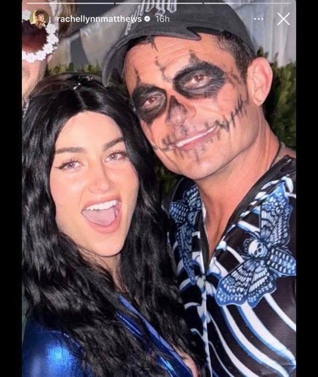 Orlando Bloom's new gf dressing up as Katy Perry in her space costume.