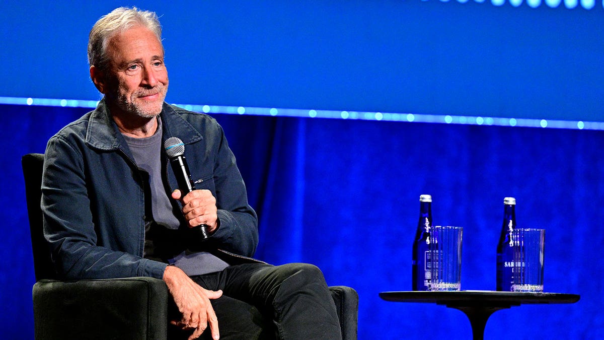 Jon Stewart being interviewed by The New Yorker