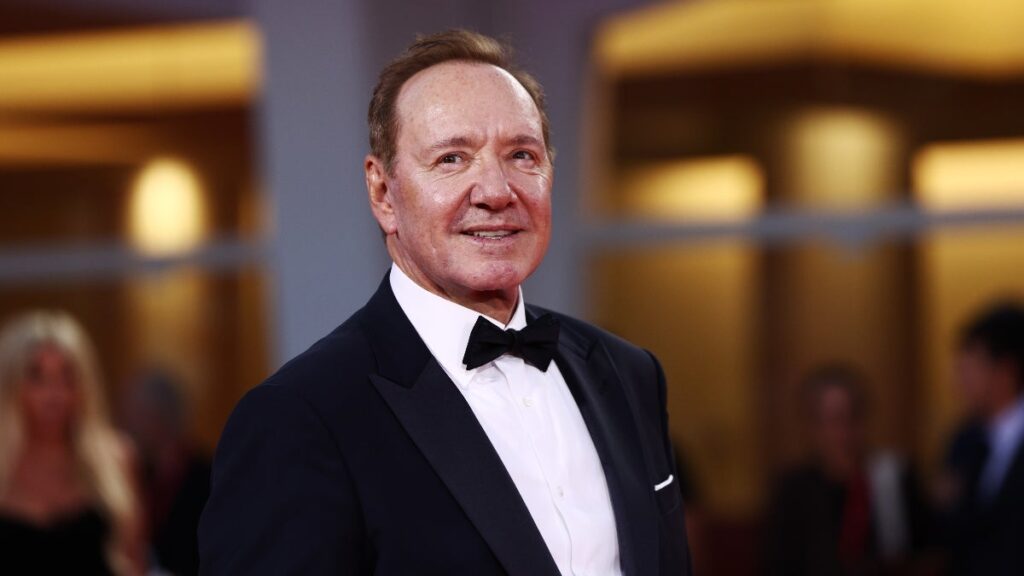 Kevin Spacey Is Not Actually Homeless, Blames Telegraph for Misleading Headline Kevin Spacey Is Not Actually Homeless, Blames Telegraph for Misleading Headline