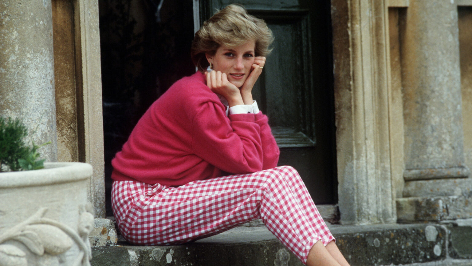Princess Diana Looks That Had Deeper Meaning Than You Knew