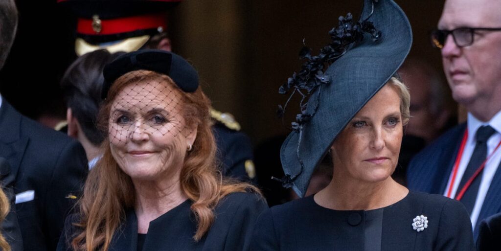 Fergie Weighs Throwing Royal Family Under Bus in Tell-All