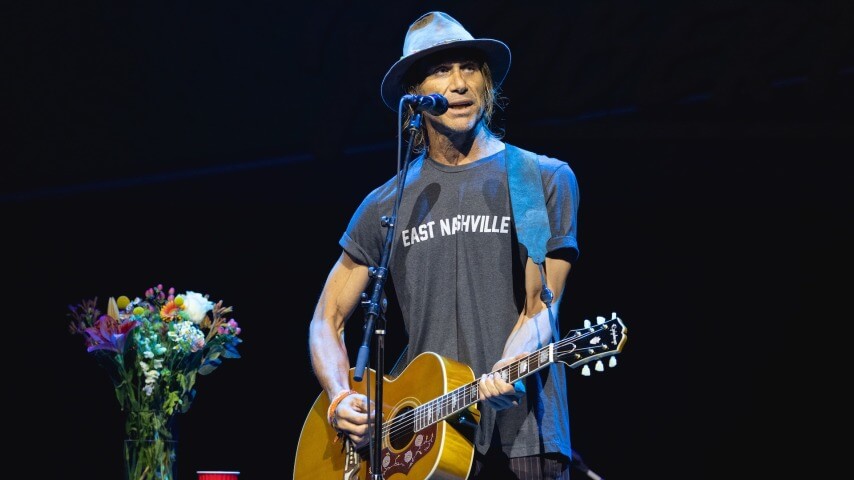 Todd Snider cancels tour amid alleged assault and arrest