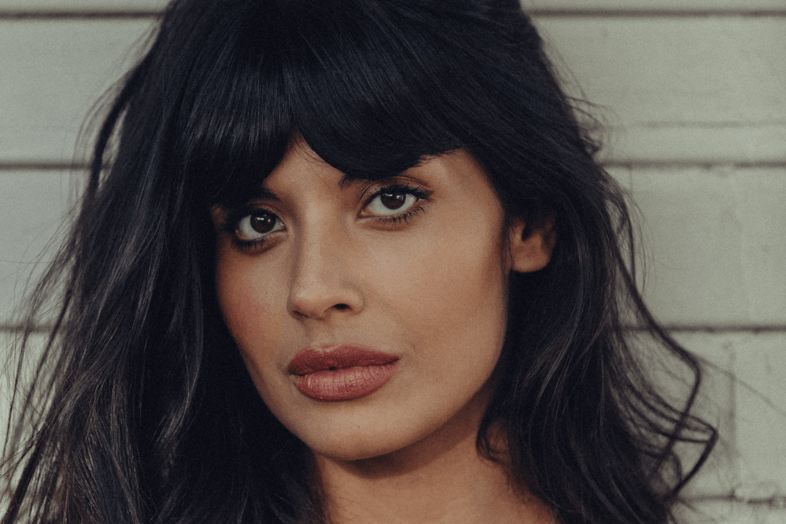 How is there not one bang-less picture of Jameela on the internet?