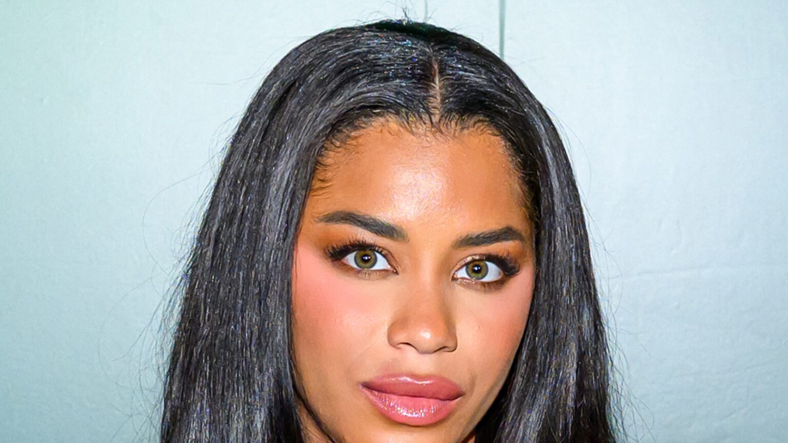 ‘Love Island’s’ Amaya Espinal Rushed to Hospital in Ambulance 'Love Island's' Amaya Espinal Rushed to Hospital in Ambulance