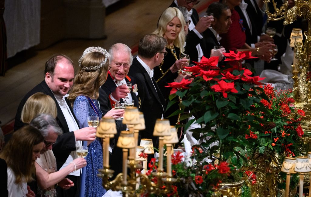 The King is close to his daughter-in-law 