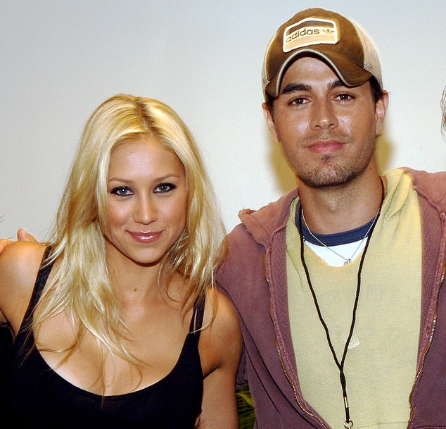 The Russian former world no 8 welcomed her fourth child with the Spanish singer