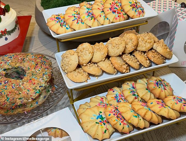 While Melissa didn't show her table spread, she did reveal a pleasing bar setup where family members could chat and enjoy cocktails together, and she did double duty by providing sweets for the gathering, which doubled as advertising for her Let's Sprinkle brand of sweet treats