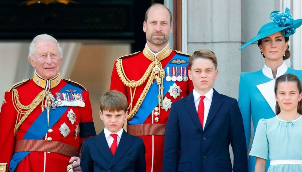 Royal family drops Christmas wish with festive photo