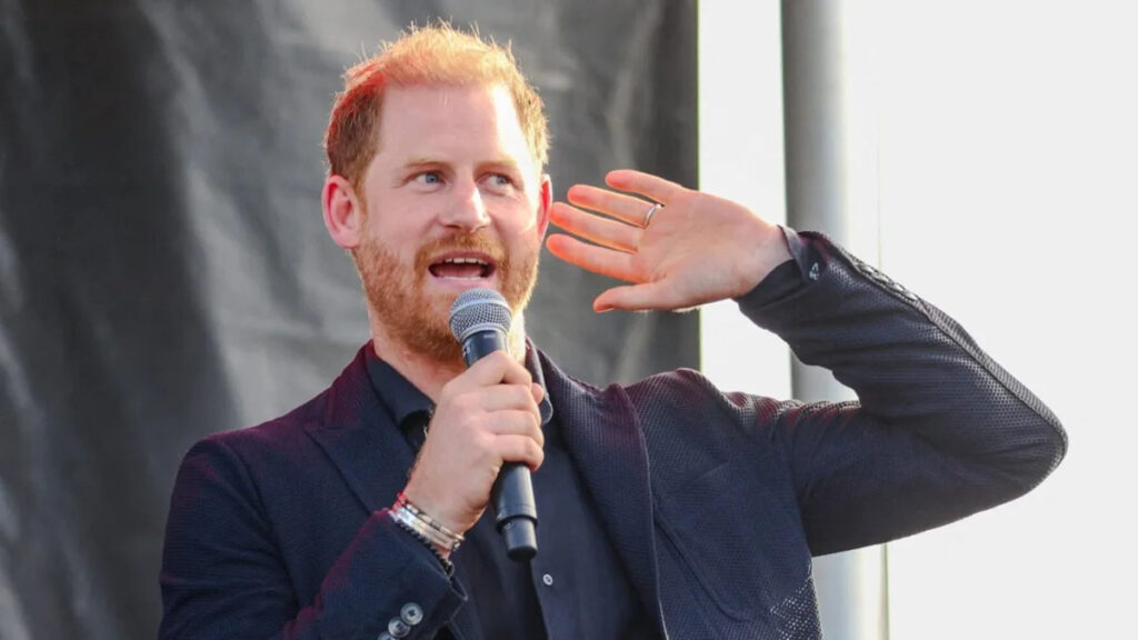 Prince Harry Booed After Taking Jab at ‘King’ Trump on ‘Late Show With Stephen Colbert’ Yahoo entertainment home