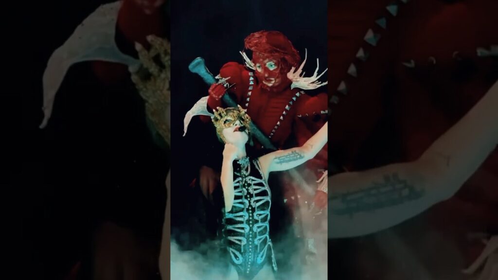 Shallow - Lady Gaga live on the Mayhem Ball tour