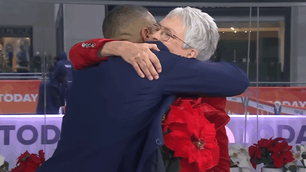 Jamie Lee Curtis Gets Emotional During ‘Ella McCay’ Interview Jamie Lee Curtis Gets Emotional During 'Ella McCay' Interview