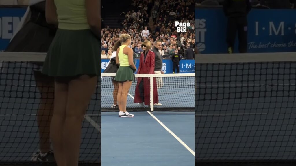 Anna Wintour flips the coin for Aryna Sabalenka v. Naomi Osaka at The Garden Cup 🎾 #shorts
