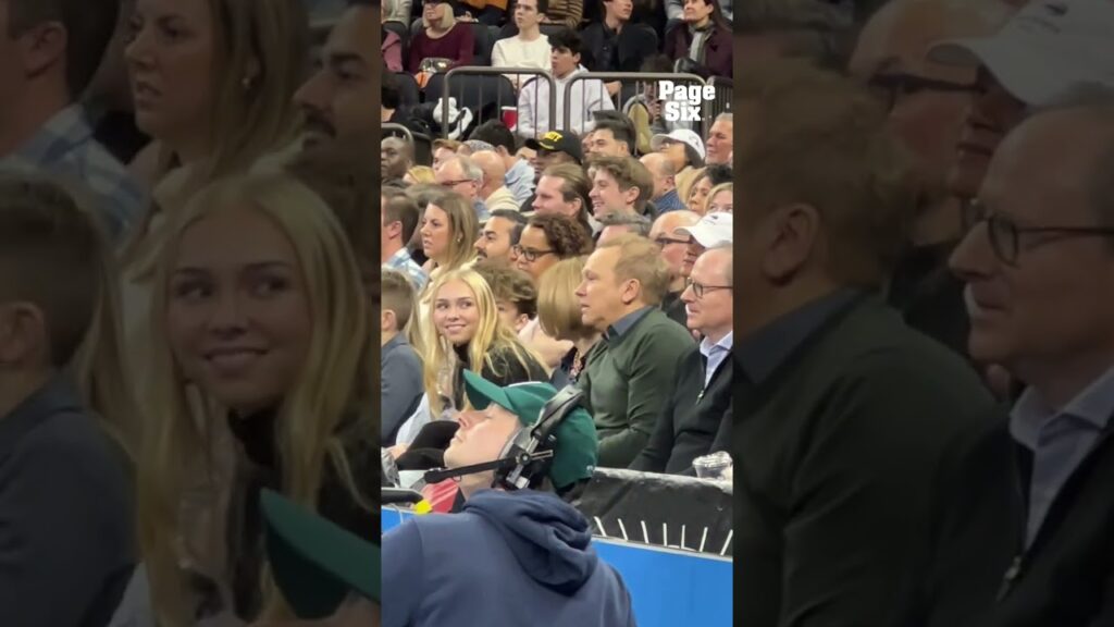 Anna Wintour was front row for The Garden Cup to watch Tommy Paul take on Nick Kyrgios 🎾 #shorts Anna Wintour was front row for The Garden Cup to watch Tommy Paul take on Nick Kyrgios 🎾 #shorts