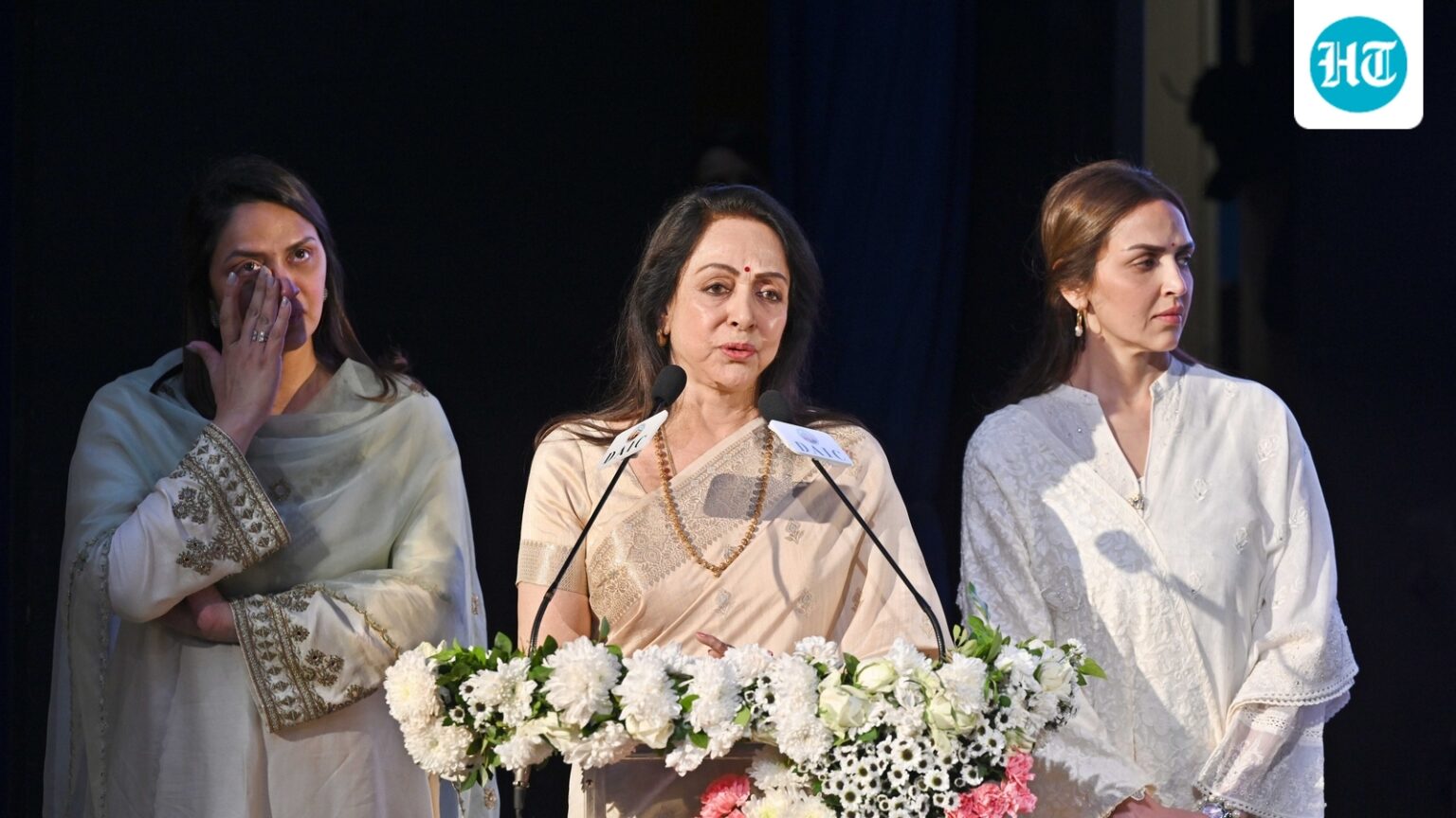 Hema Malini cries while talking about Dharmendra’s unfinished dreams at his prayer meet in Delhi: ‘Adhura reh gaya’ Hema Malini cries while talking about Dharmendra’s unfinished dreams at his prayer meet in Delhi: ‘Adhura reh gaya’