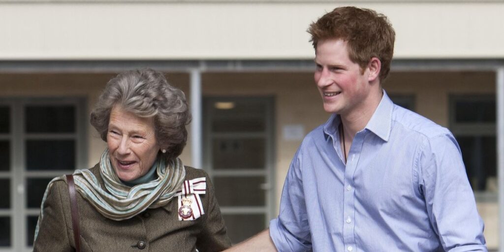 Princess Anne's former lady in waiting and mother of Prince Harry and Prince William's nanny dies