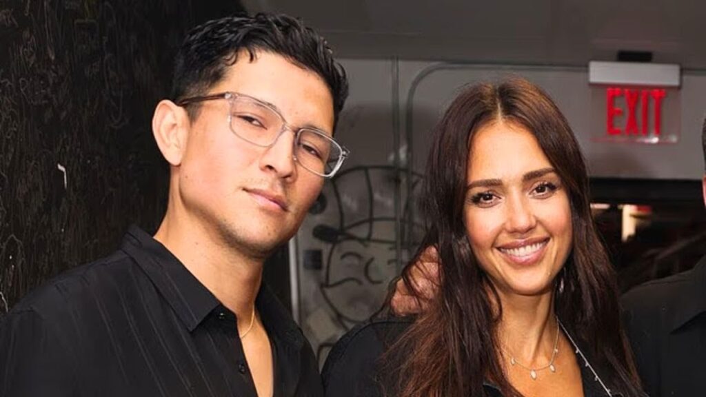 Jessica Alba & Her New Marvel Boyfriend! 😱 (The Truth After 6 Months)