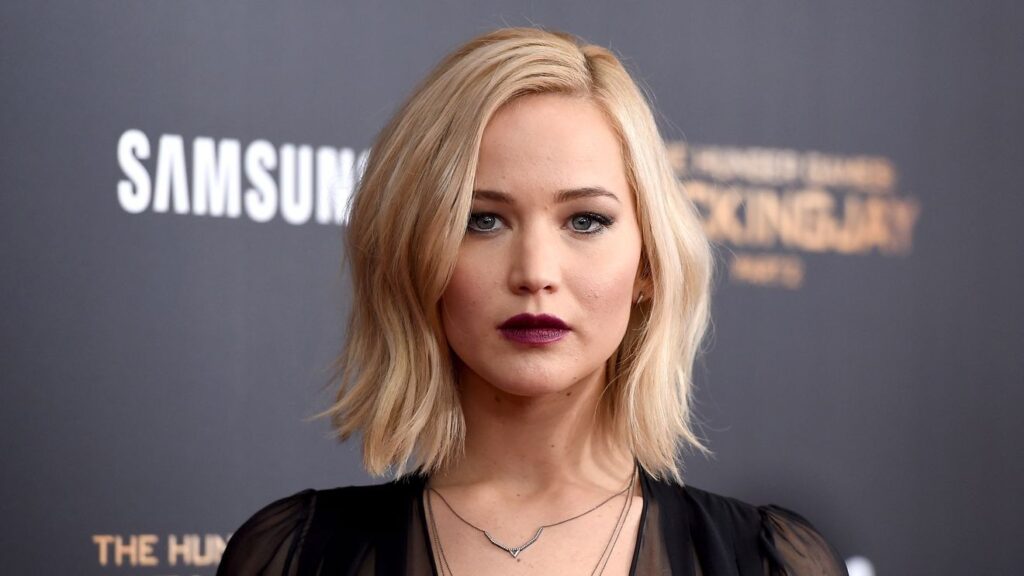 Jennifer Lawrence ‘was hallucinating’ on ‘Hunger Games’ set after taking this drug station icon