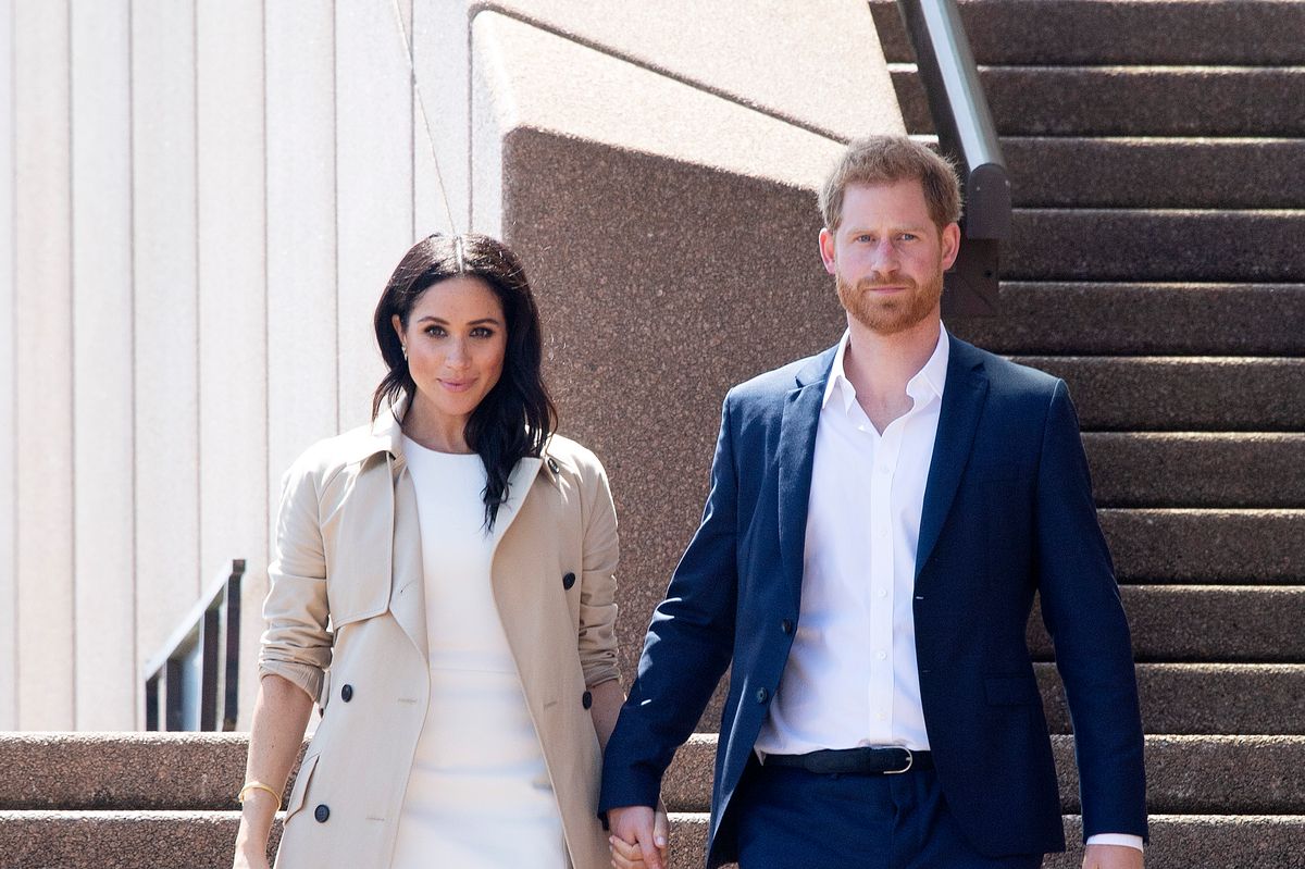 Prince Harry, Duke of Sussex and Meghan, Duchess of Sussex meet and greet the public at the Sydney Opera House on October 16, 2018 in Sydney, Australia. 