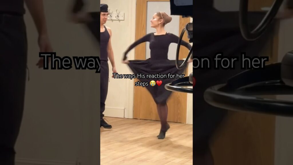 Ariana grande for SNL new viral video #viralshort #viralvideo #arianagrande #snl #youtube #shorts