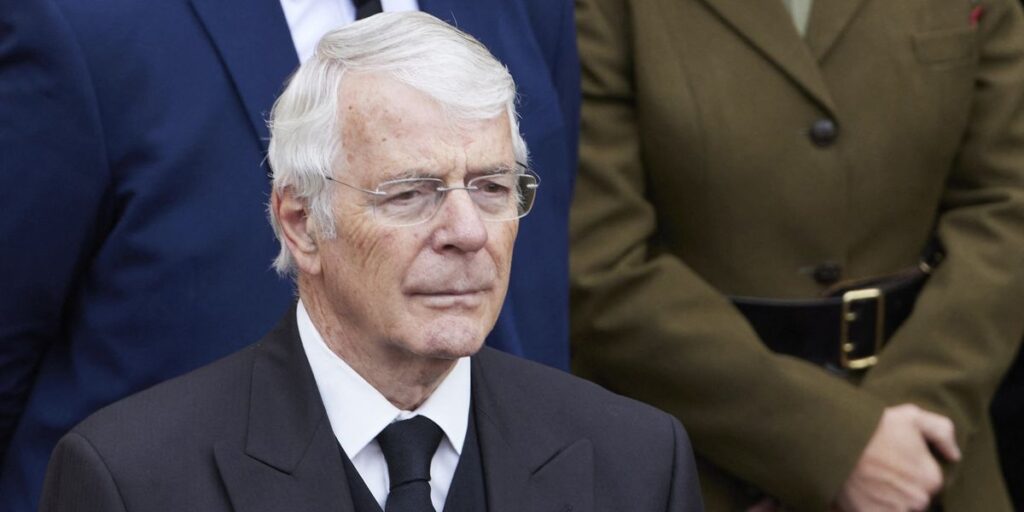 Downing Street's humiliating apology to Royal Family member revealed in newly released documents