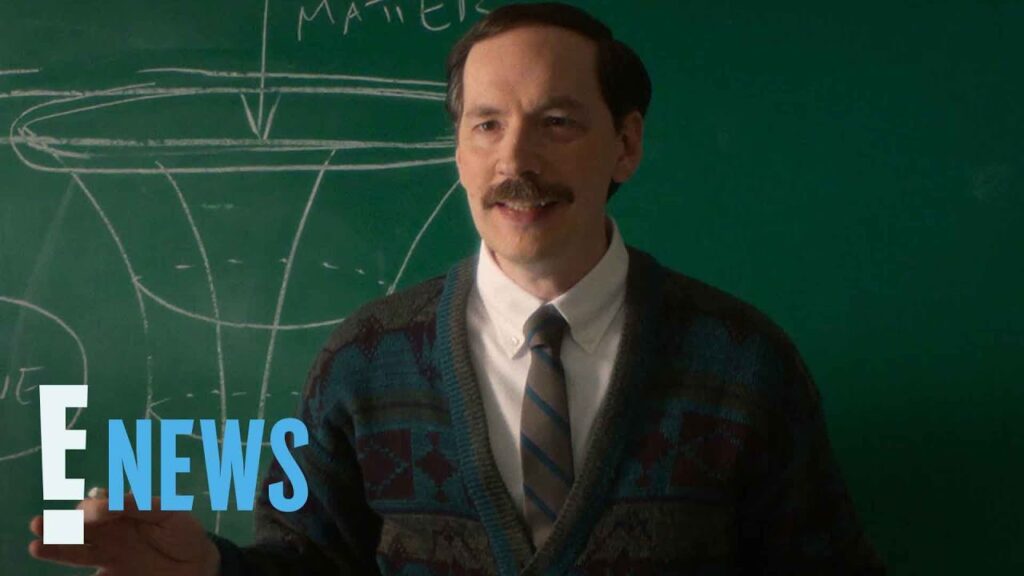 Stranger Things' Randy Havens Addresses Season 5 Secret Cut Theorie | E! News