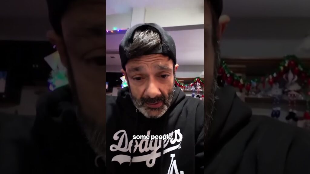 Shaun Weiss asks fans to stop taking selfies with struggling ex-Nickelodeon star Tylor Chase #shorts