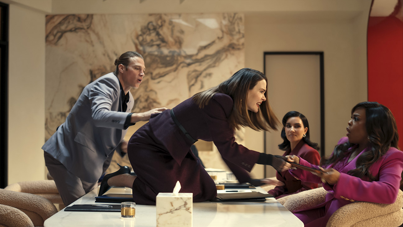 Matthew Noszka, Sarah Paulson, Kim Kardashian, Niecy Nash in All's Fair