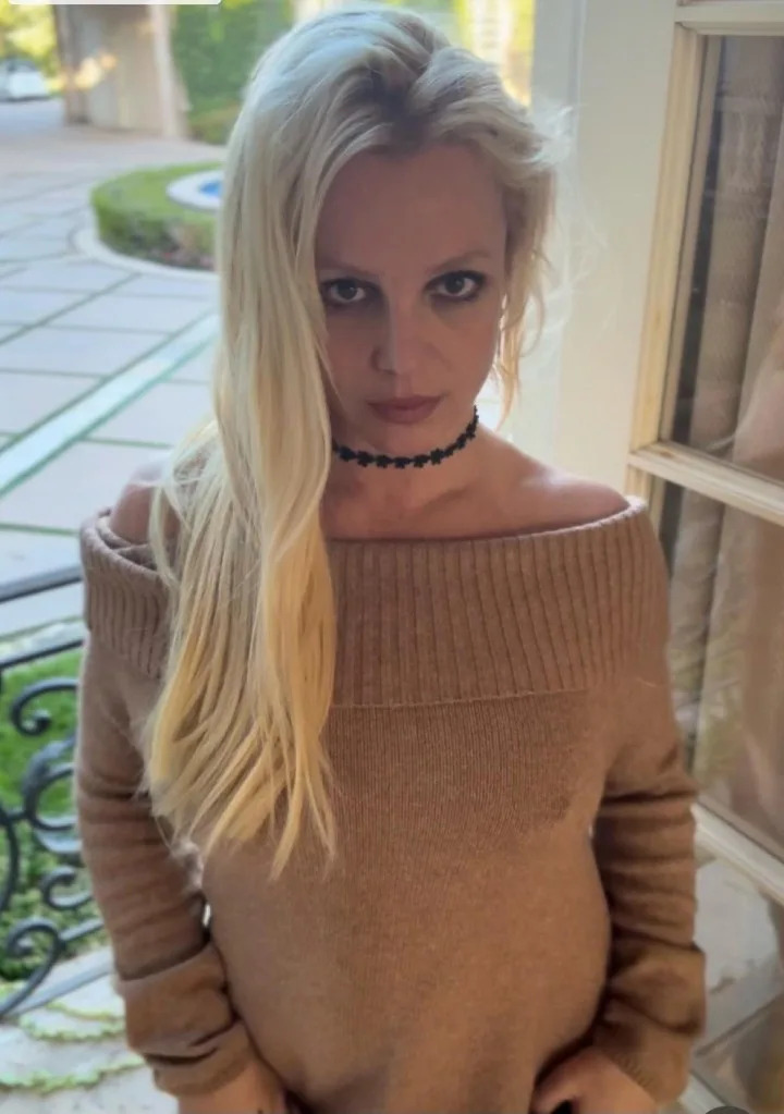 The Princess of Pop “tried to convince” the 20-year-old to come to California, according to Us Weekly. Instagram/@britneyspears