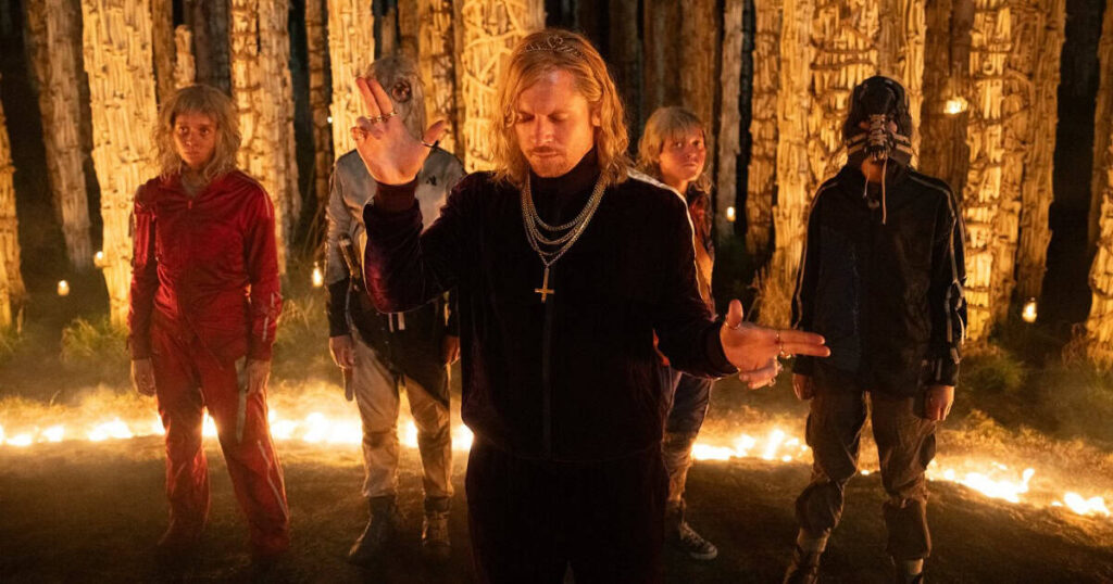 The Bone Temple earns an R rating for strong bloody violence, gore, graphic nudity, and more The first reactions to director Nia DaCosta's 28 Years Later Part II: The Bone Temple say the film is weird, chaotic, and savage