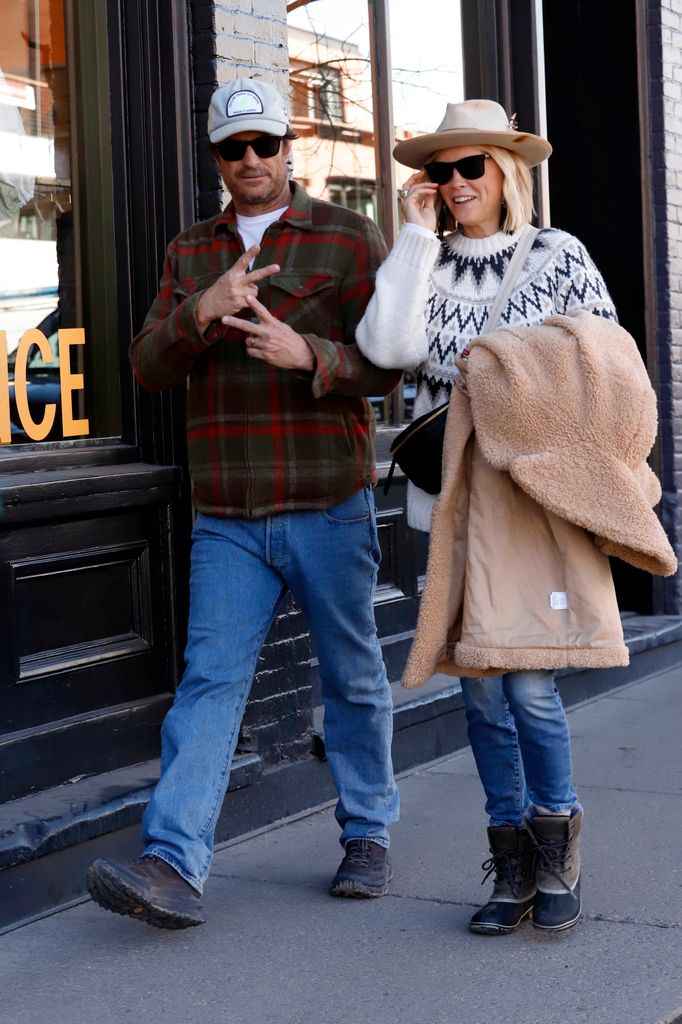 Oliver Hudson and Erinn Bartlett