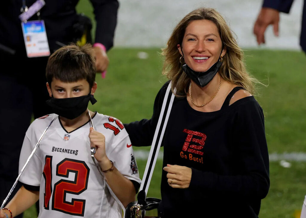 Gisele Bündchen Shares Never-Before-Seen Photo of Her Eldest Son Benjamin for His 16th Birthday Yahoo entertainment home