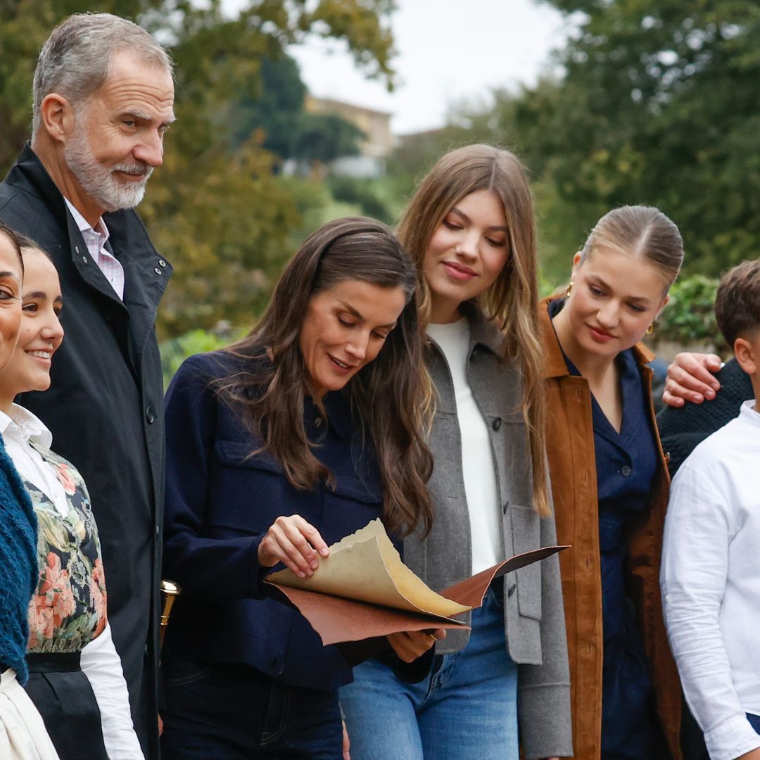 King Felipe and Queen Letizia, together with Princess Leonor and Infanta Sofía, during their visit to Valdesoto (Siero), recognized as the Exemplary Town of Asturias in the 36th edition of the awards, on Saturday, October 25, 2025.