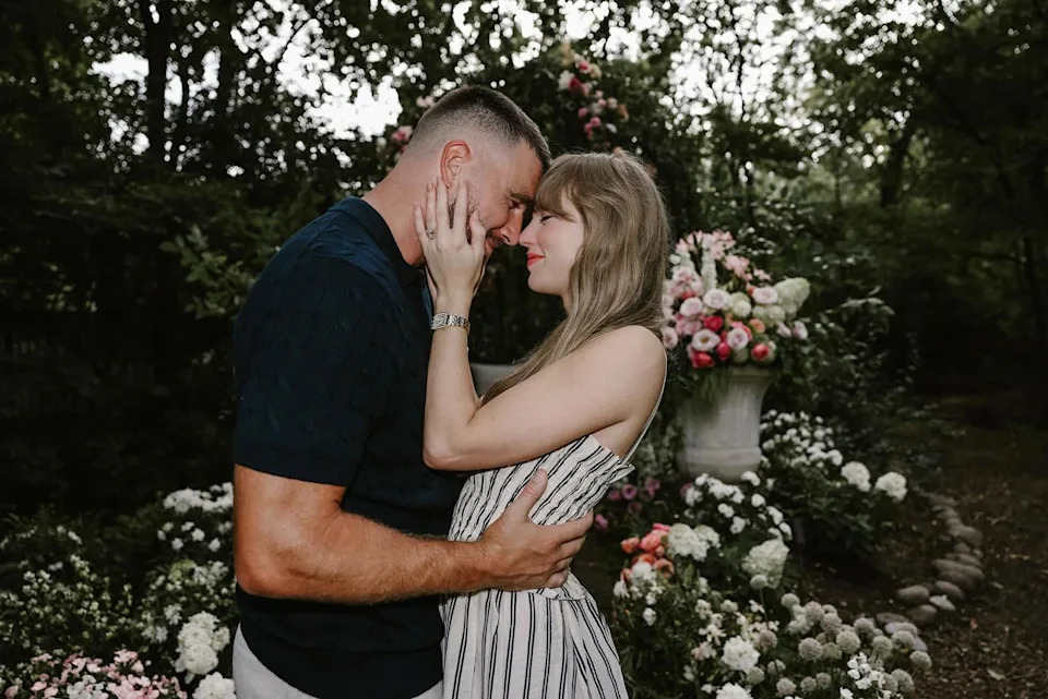 Travis Kelce and Taylor Swift. 