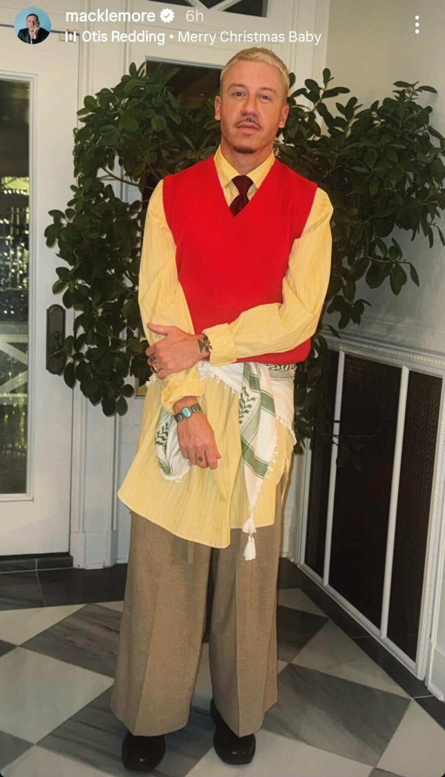 Macklemore wearing a kuffiyeh for Christmas